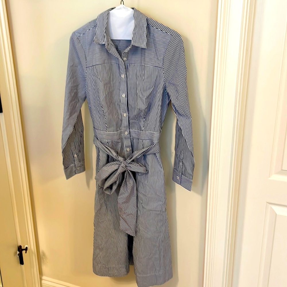 JCrew. Size 2. Navy & white dress